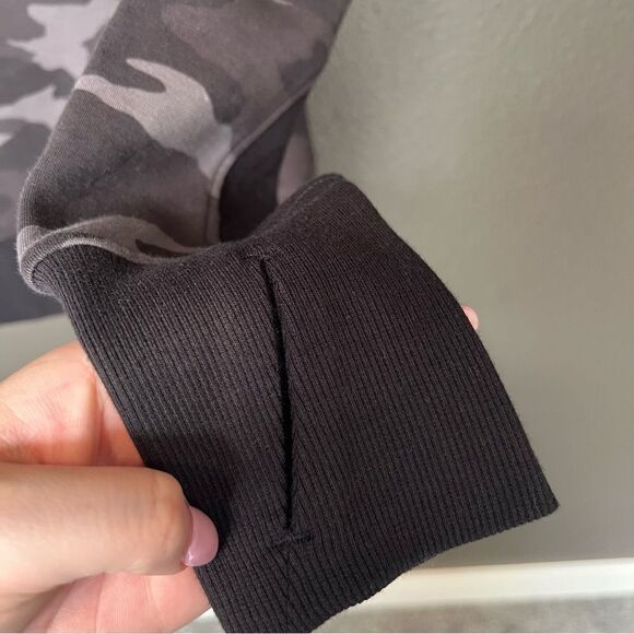 Athleta Triumph Printed Hoodie - Picture 13 of 15